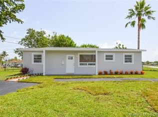 14821 SW 105th Ct, Miami, FL 33176