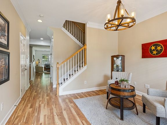 5th image of 7850 Kemberton Dr W