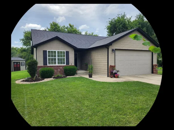 109 Giofre Ave, Maryville, IL 62062