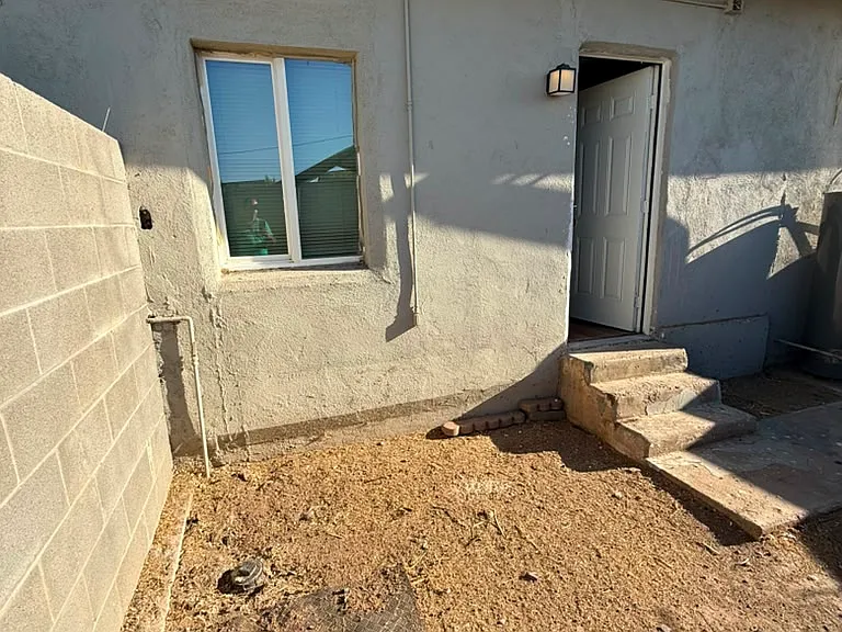 48 W Tamarisk St #6 — Photo 2