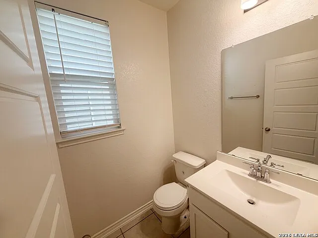 631 Anthem Ln — Photo 31