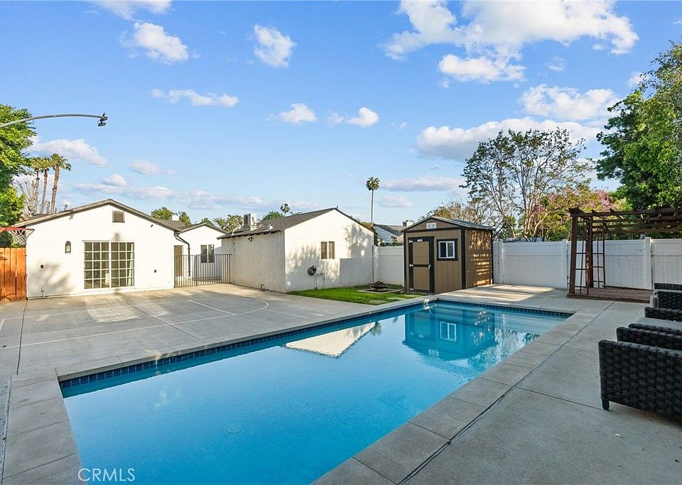 1st image of 5937 Ranchito Ave