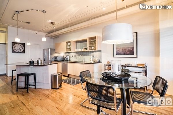 2nd image of 1499 Blake St APT 3Q