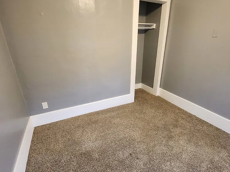 1402 Willis Ave #5 — Photo 32