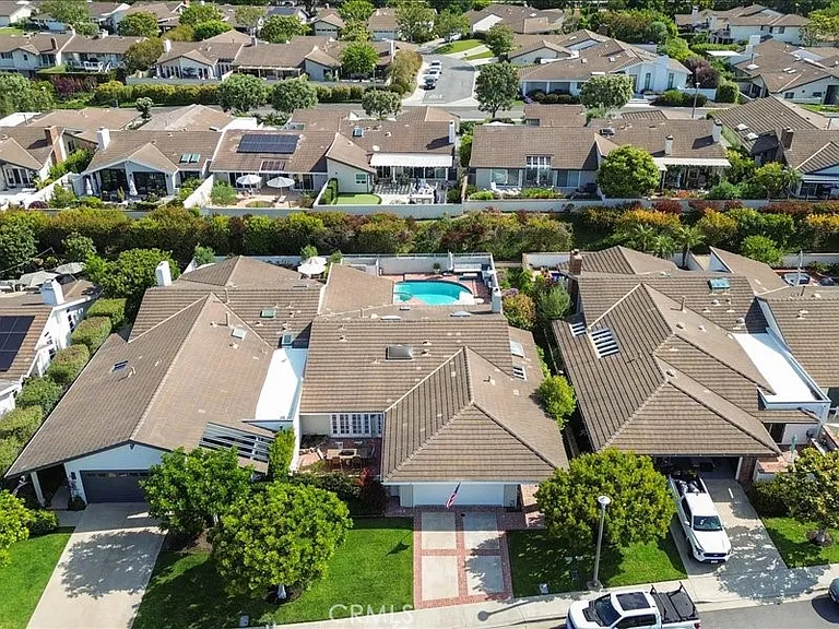 8 Sandbar Dr — Photo 33