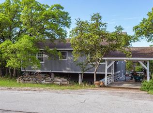 2302 Newton Dr, Lago Vista, TX 78645