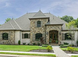 104 Bamber Green Ct, Greenville, SC 29615