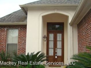 8418 Le Marie Ct, Denham Springs, LA 70706