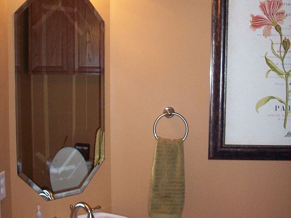 Powder Room adjacent to kitchen