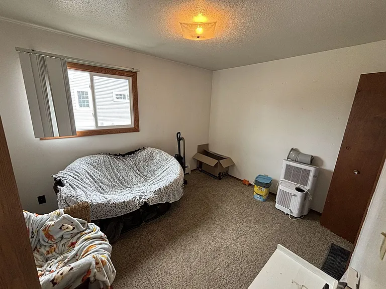 1642 Bainbridge St — Photo 22