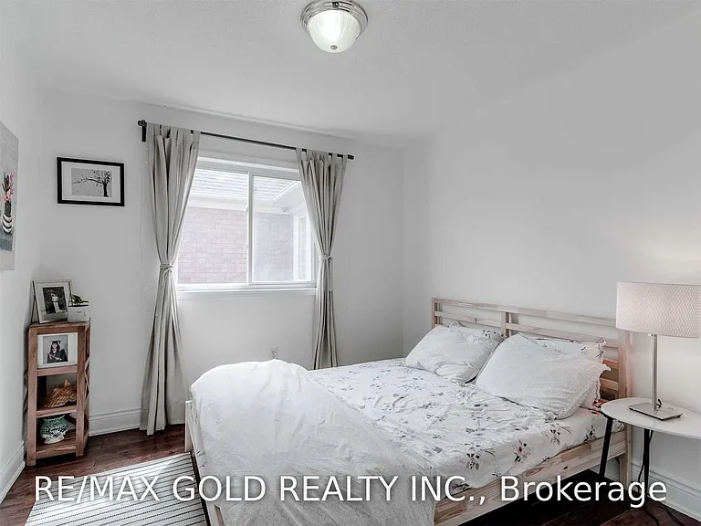 6 Marshmarigold Dr — Photo 29
