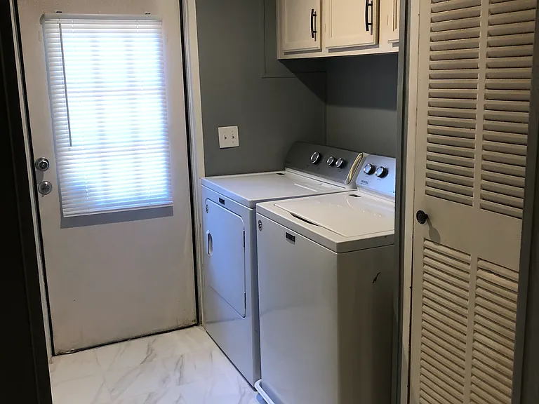 20199 Rebecca Ln — Photo 8