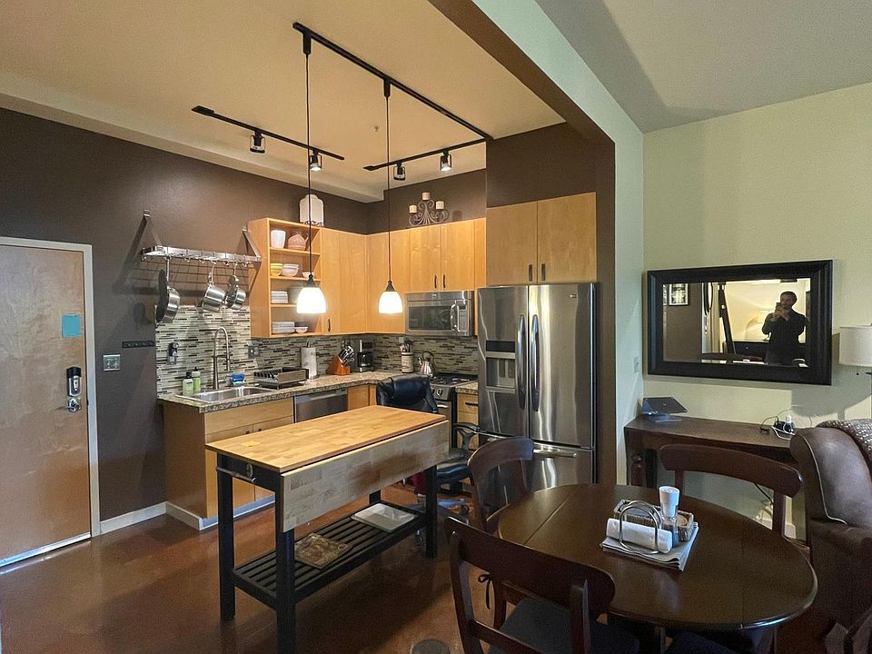 1st image of 1425 NE 61st Ave APT 201