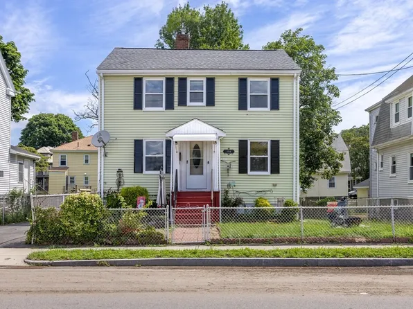 194 Taylor St, Quincy, MA 02170