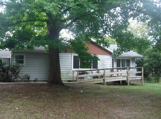 201 Cemetery Rd, Bangor, MI 49013