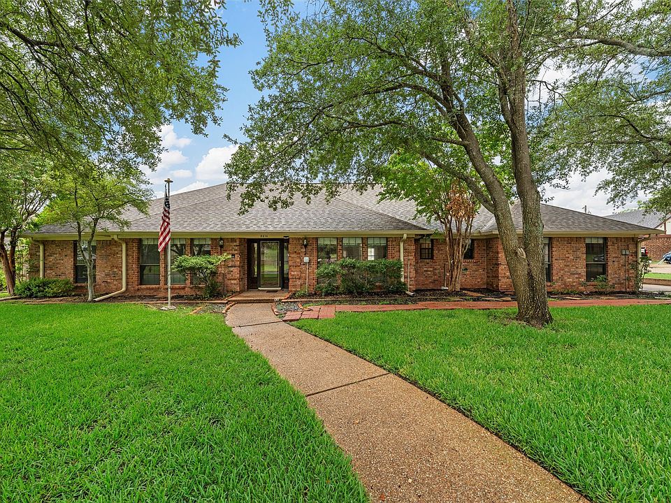 1st image of 8216 Teakwood Dr