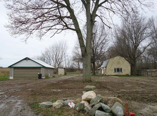 7670 River Rd, Marine City, MI 48039