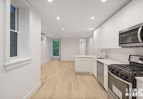 3rd image of 1793 Bedford Ave #2F