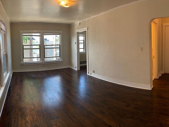 4th image of 2365 Eastlake Ave E #208