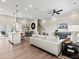 5769 Coulee Ln, Harrisburg, NC 28075