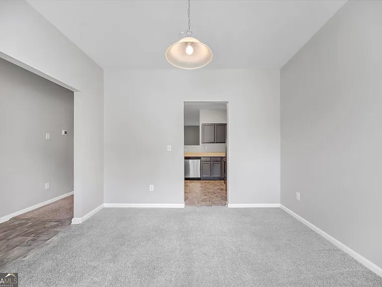 2626 Parrish Ct — Photo 7