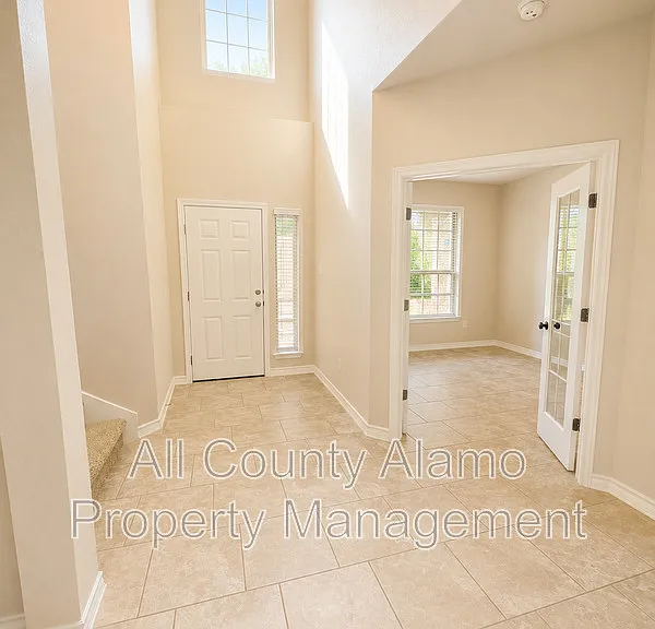 13710 Aria Cv — Photo 2