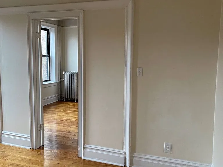 343 Fairmount Ave — Photo 13