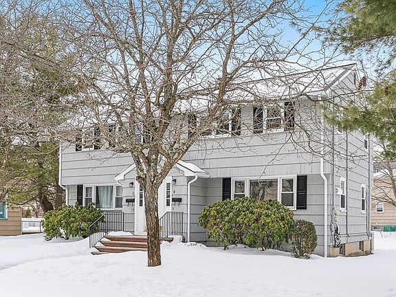 2nd image of 9 Charles Rd Unit 9