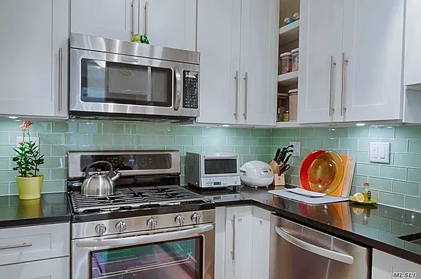 Sold by Charles Rutenberg Realty, Inc. | media 31