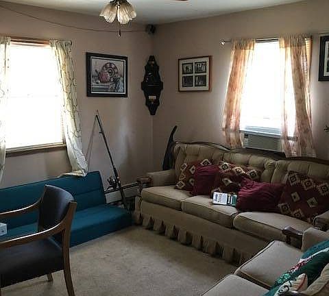 3rd image of 45 Elm Ave Floor 2-1