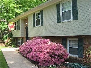 2nd image of 403 Mahogany Ln