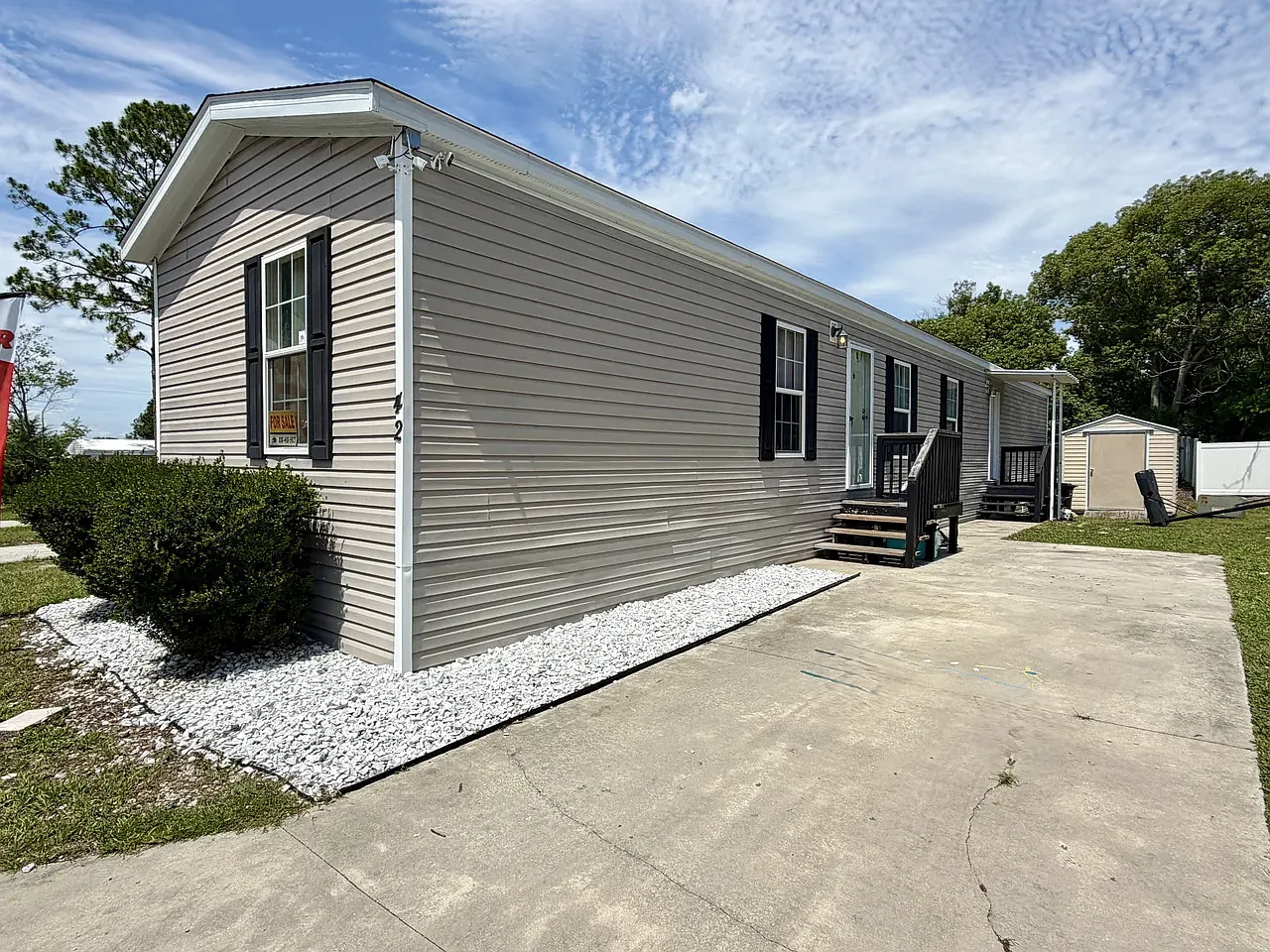 Rock Cove Ct, Sanford — Photo 2