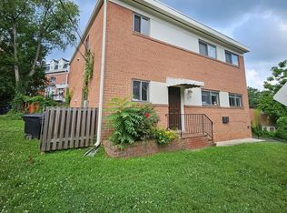 3316 13th St N APT 2, Arlington, VA 22201