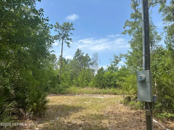 143 JOHNS Place, Palatka, FL 32177