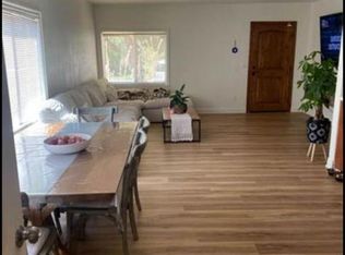 7048 Balcom Ave, Reseda, CA 91335