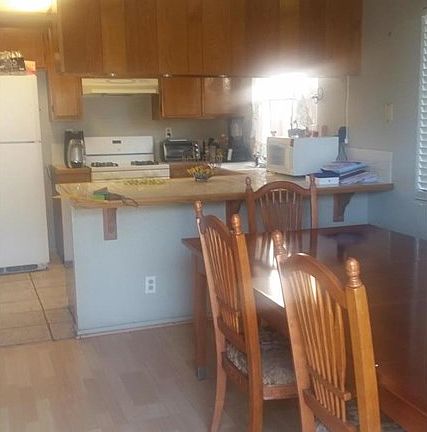 4th image of 14268 Elizabeth Ct