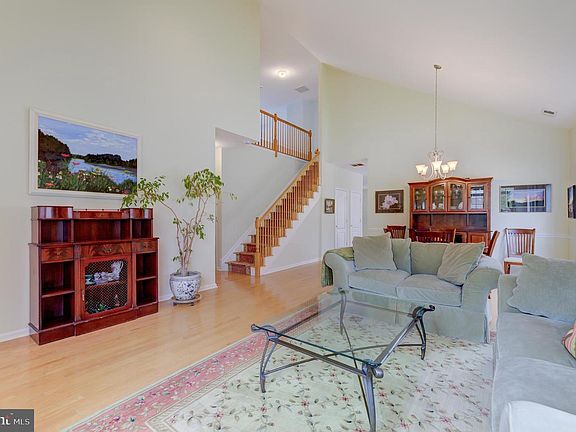 5th image of 104 Tunicflower Ln