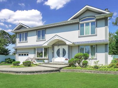 143 Renison Dr, Westbury, NY, 11590