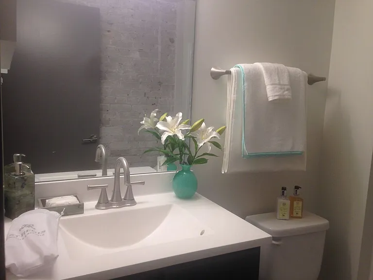 River Lofts West — Photo 32