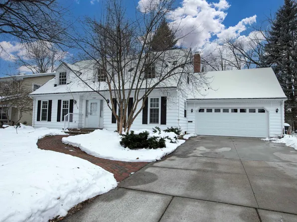 1707 N Graceland Ave, Appleton, WI 54911