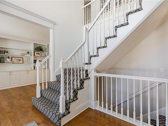5th image of 11911 W 131st Ter