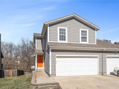 714 NE Swann Cir, Lees Summit, MO, 64086