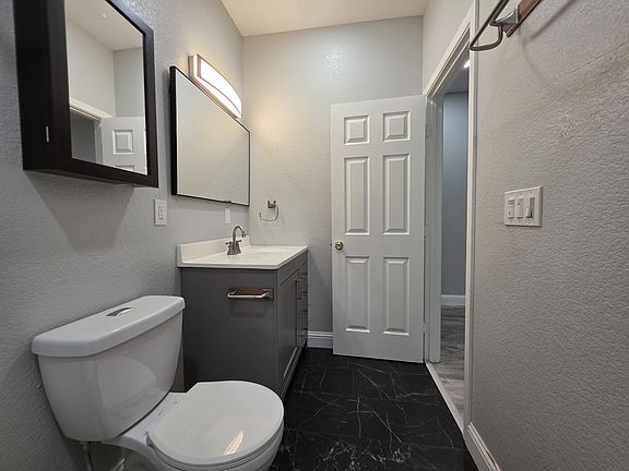 5th image of 5521 Enrico Blvd APT A