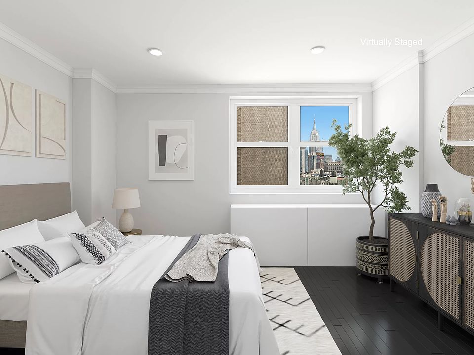 1st image of 77 7th Ave APT 17U