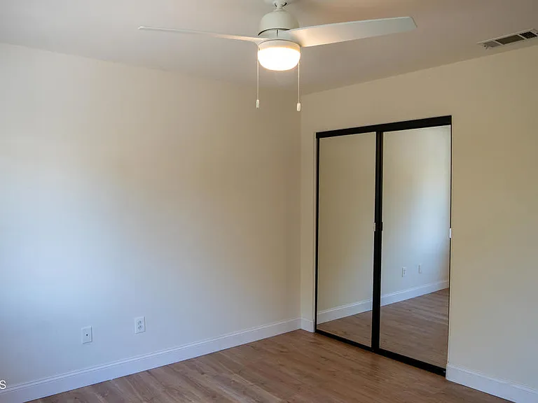 4707 Calle Cancun — Photo 30