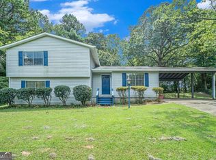 5012 Chester Ct SW, Lilburn, GA 30047