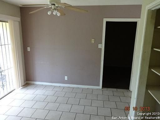 5th image of 4406 Hampstead St