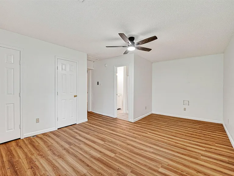 7426 Miley St — Photo 21