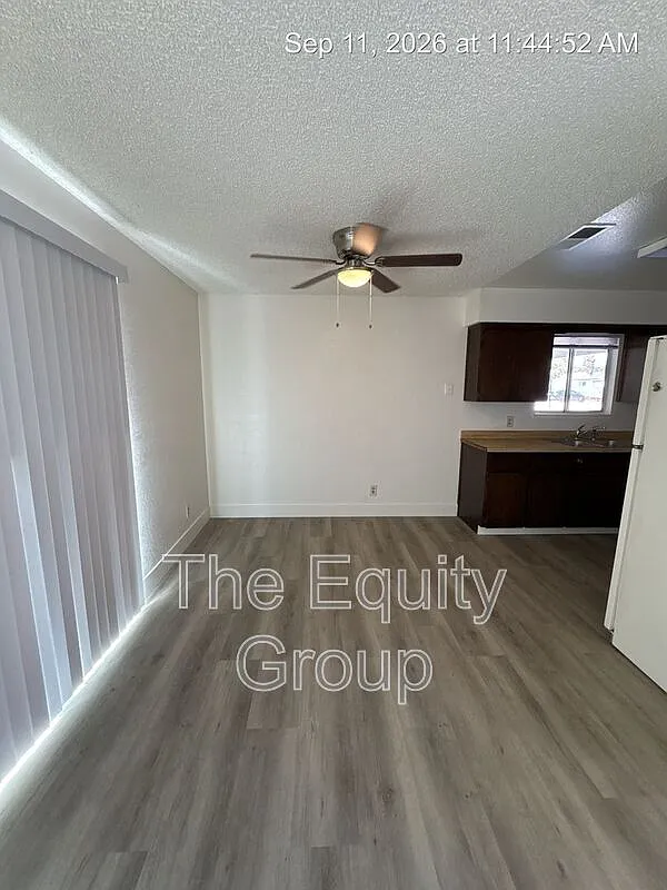 3 bed, 1.0 bath, $1,500 — Photo 4