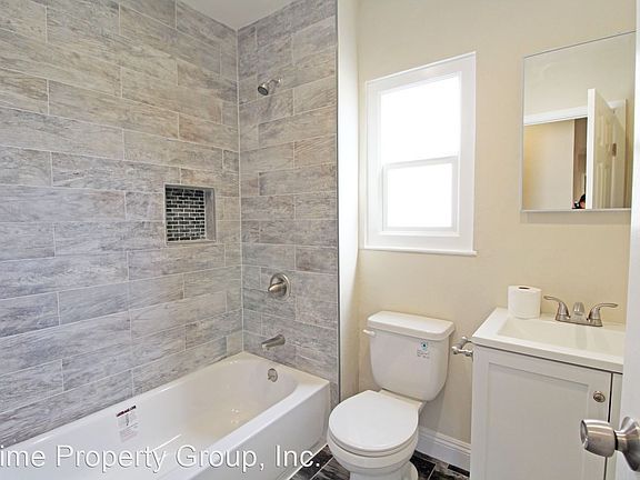5th image of 2028 High St APT 6